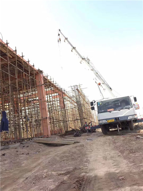 梅里斯25 吨、50 吨吊车怎么选？多大重量 / 半径适合对应车型？