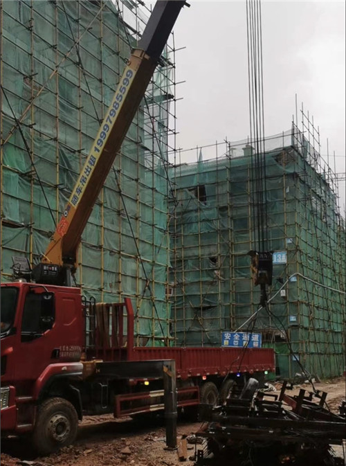 梅里斯“慢工细活”—— 吊车的 “微动控制” 技术